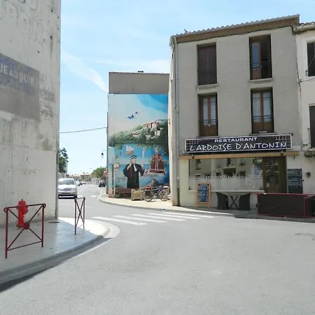 In With Swimming Pool Gruissan